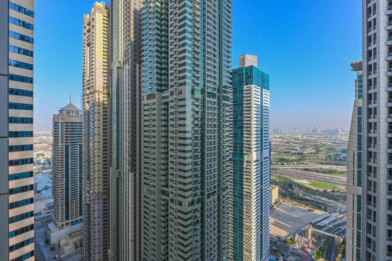 Charming 1 Bedroom Princess Tower Ahlan Holiday Homes Dubai Bagian luar foto